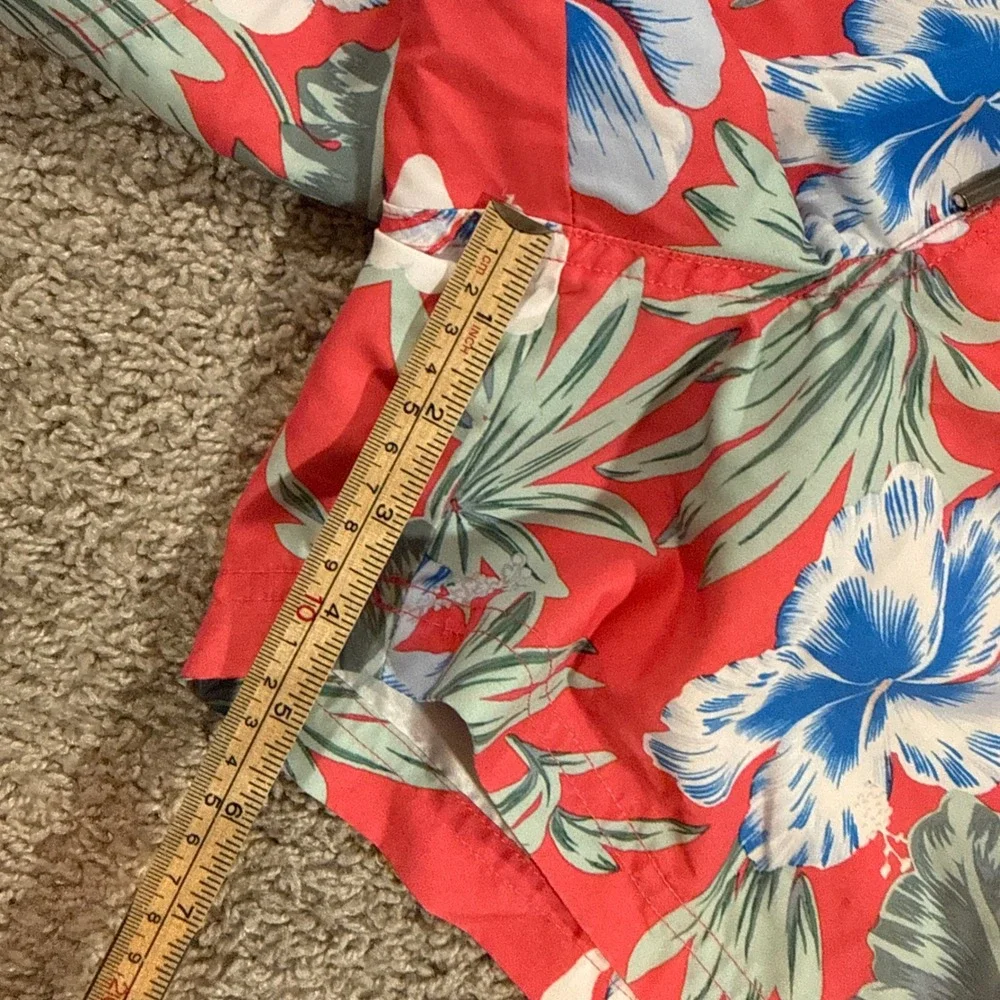American Eagle Swim Trunks Mens Medium Red Tropical Floral Board Shorts VGC